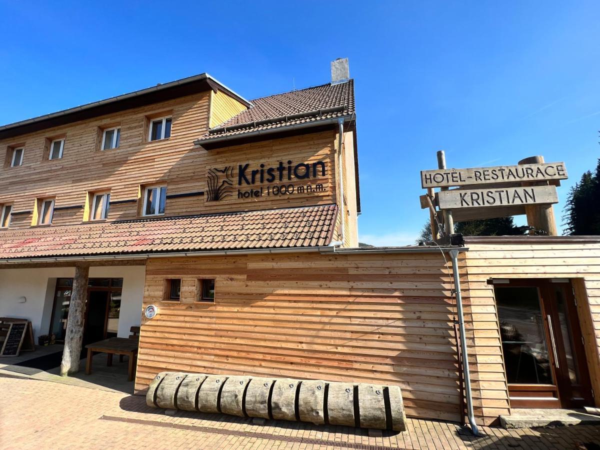 Hotel Kristian Kubova Huť Extérieur photo