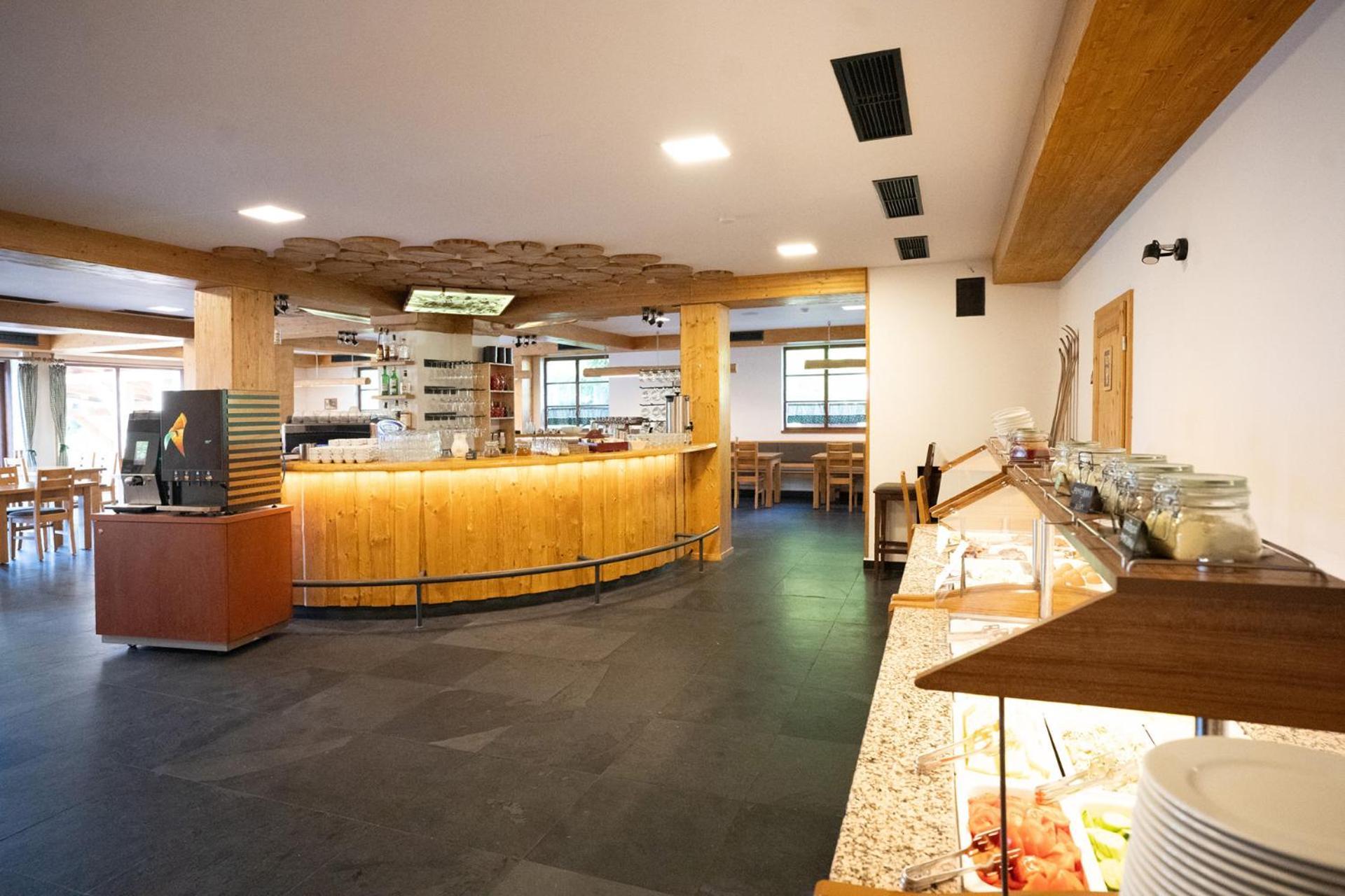 Hotel Kristian Kubova Huť Extérieur photo